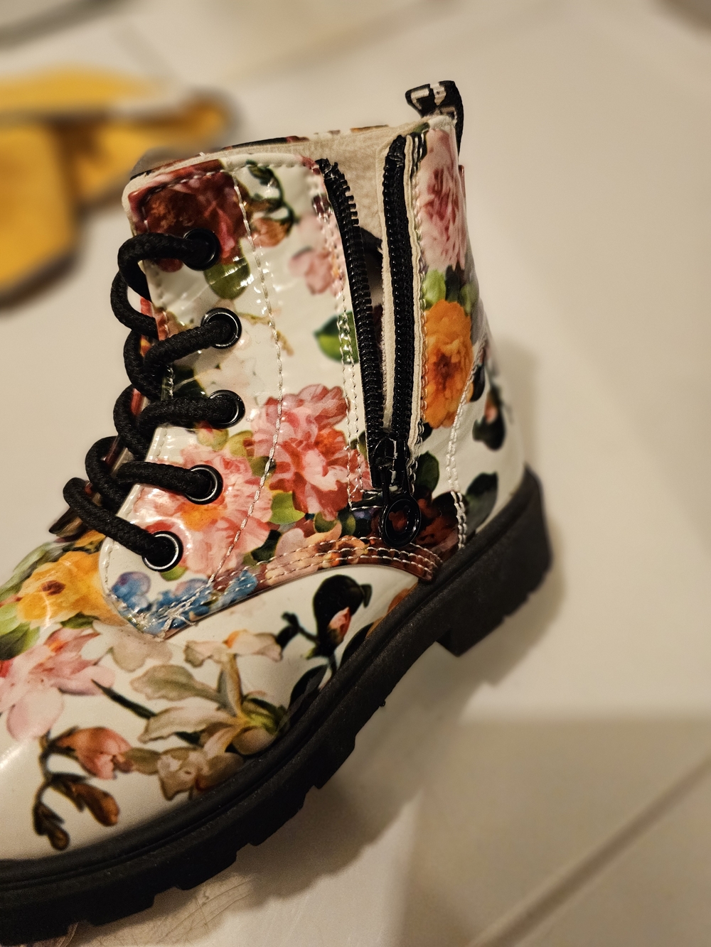 Girls Floral Zip-Front Combat Boots in White